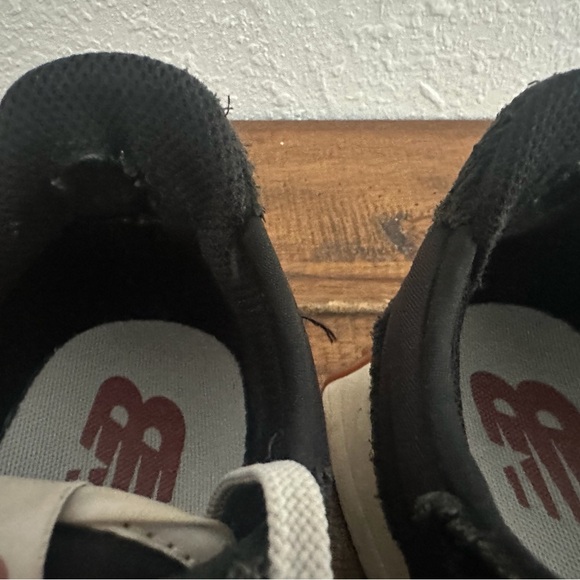 New Balance 327 Black and White Shoes - Picture 3 of 8